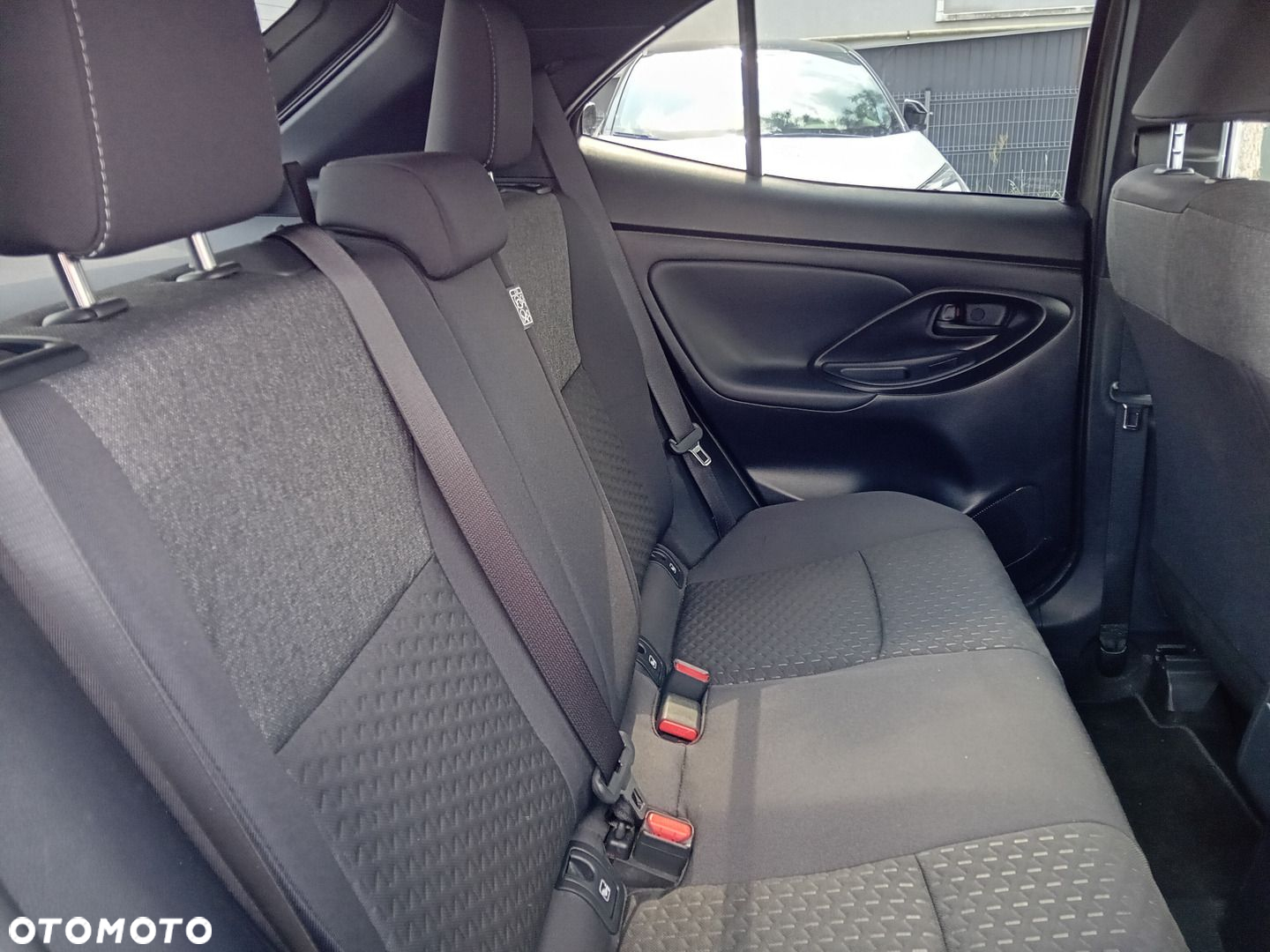 Toyota Yaris Cross Hybrid 1.5 Style - 28