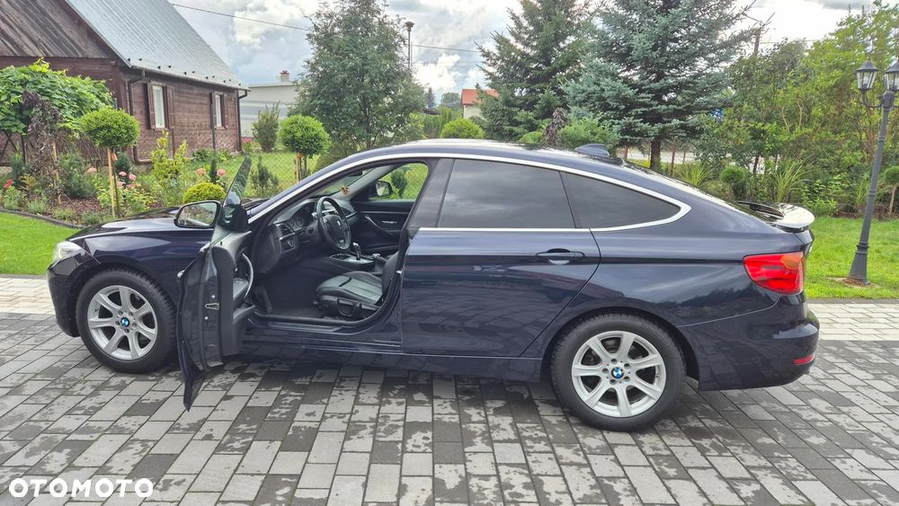 BMW Seria 3 320d Edition Luxury Line Purity - 1