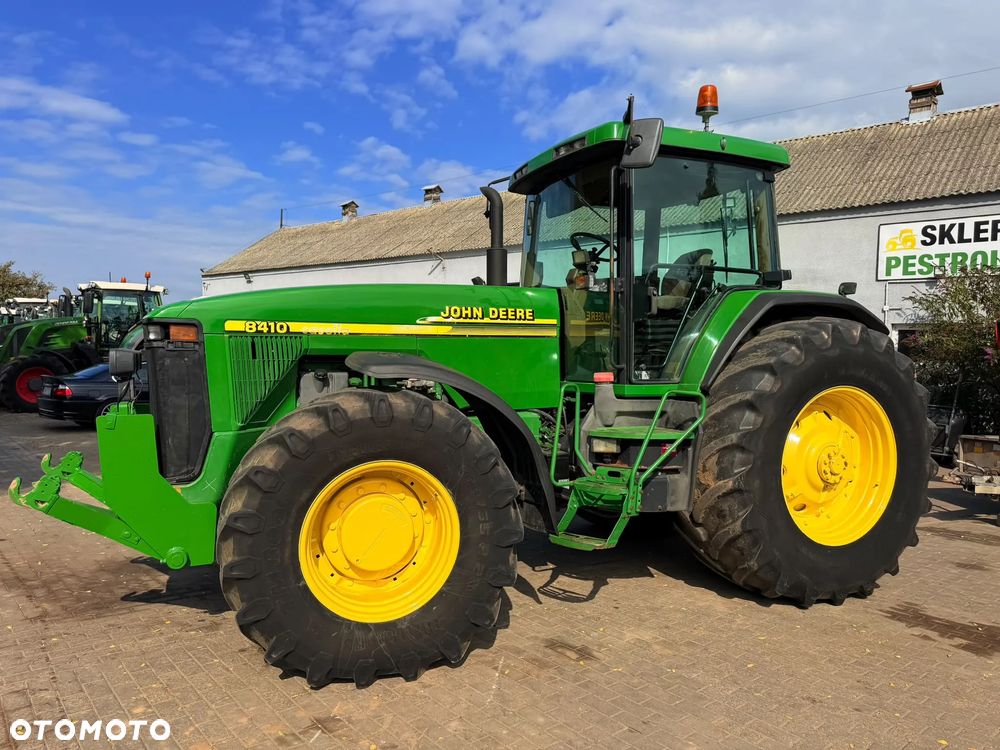John Deere 8410 - 11
