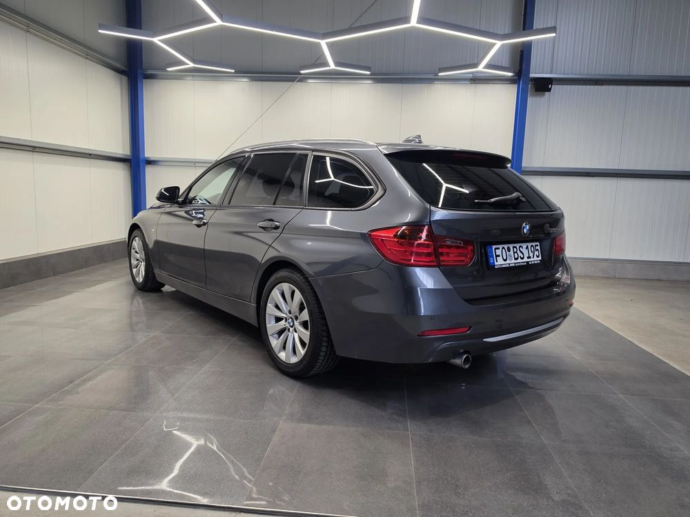 BMW Seria 3 318d Blue Performance Modern Line - 11