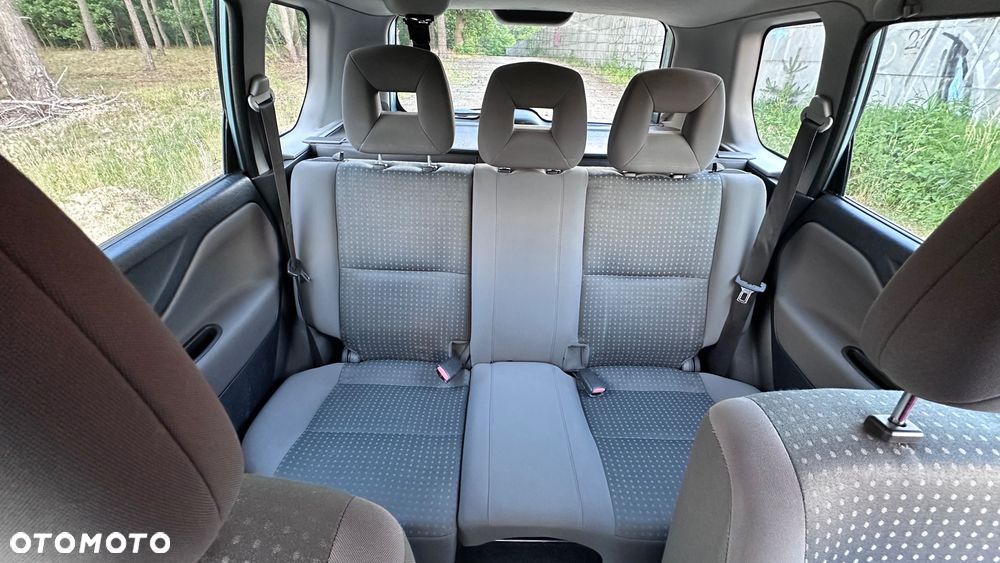 Mitsubishi Space Star - 6