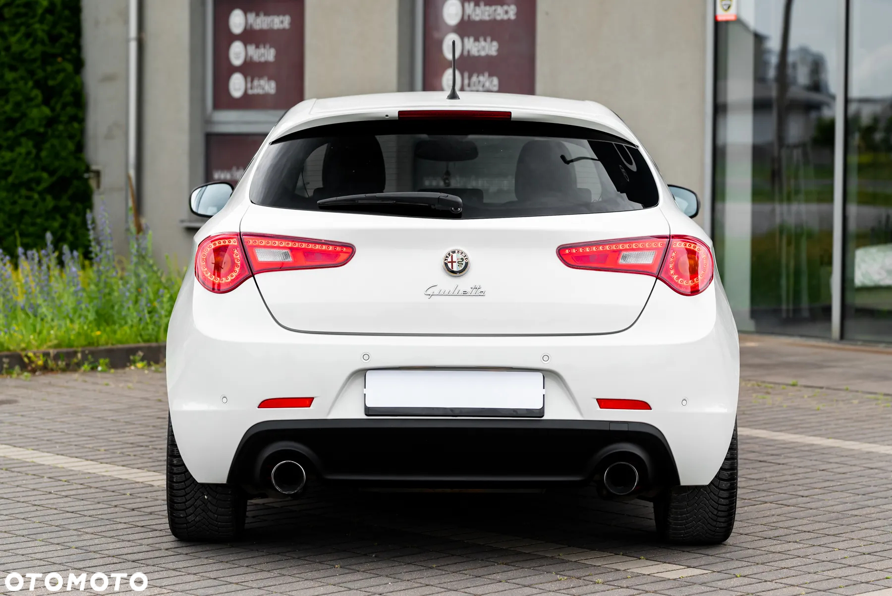 Alfa Romeo Giulietta 1750 TBi Quadrifoglio Verde - 8