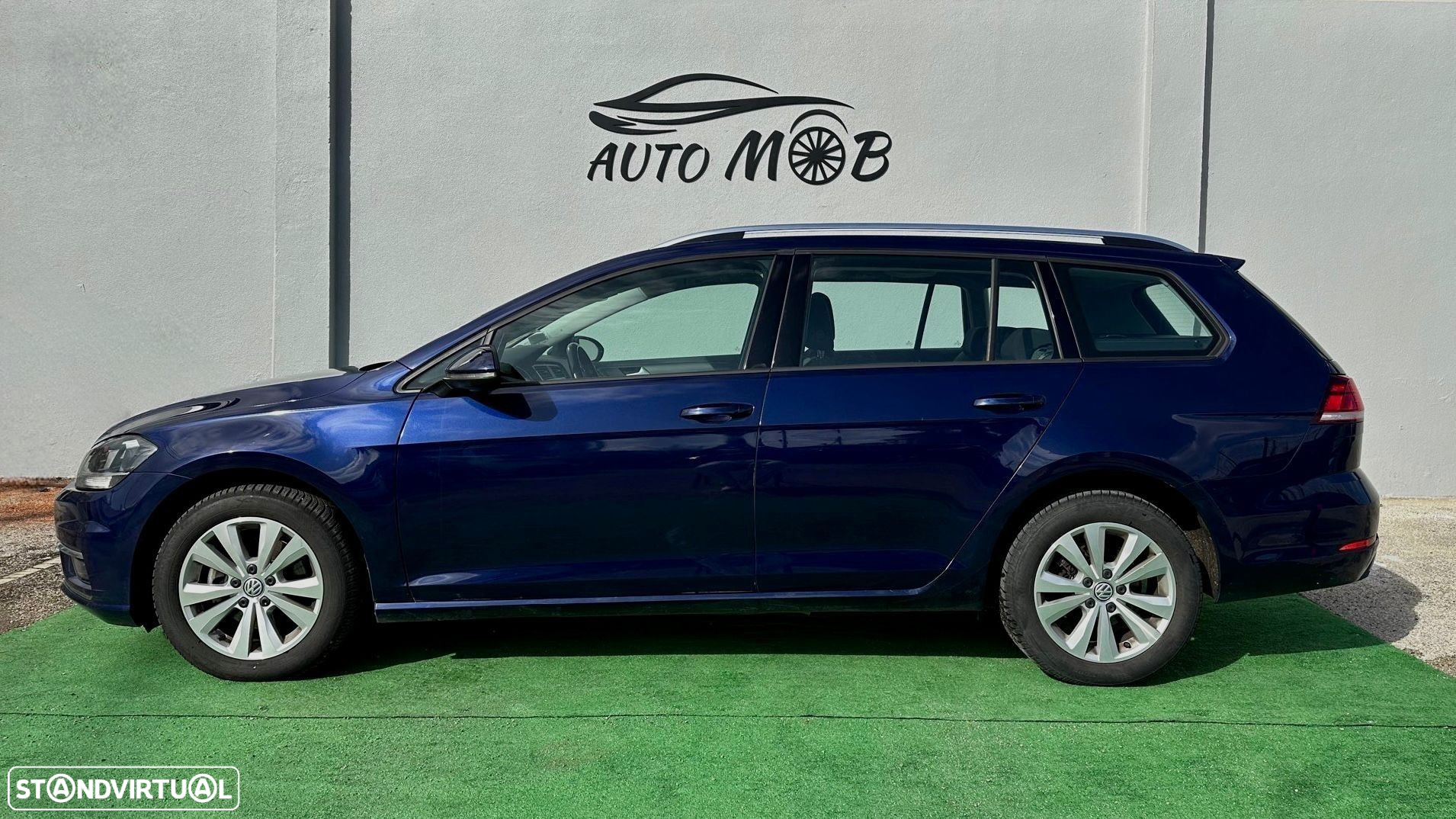 VW Golf Variant 1.6 TDi Confortline DSG - 10