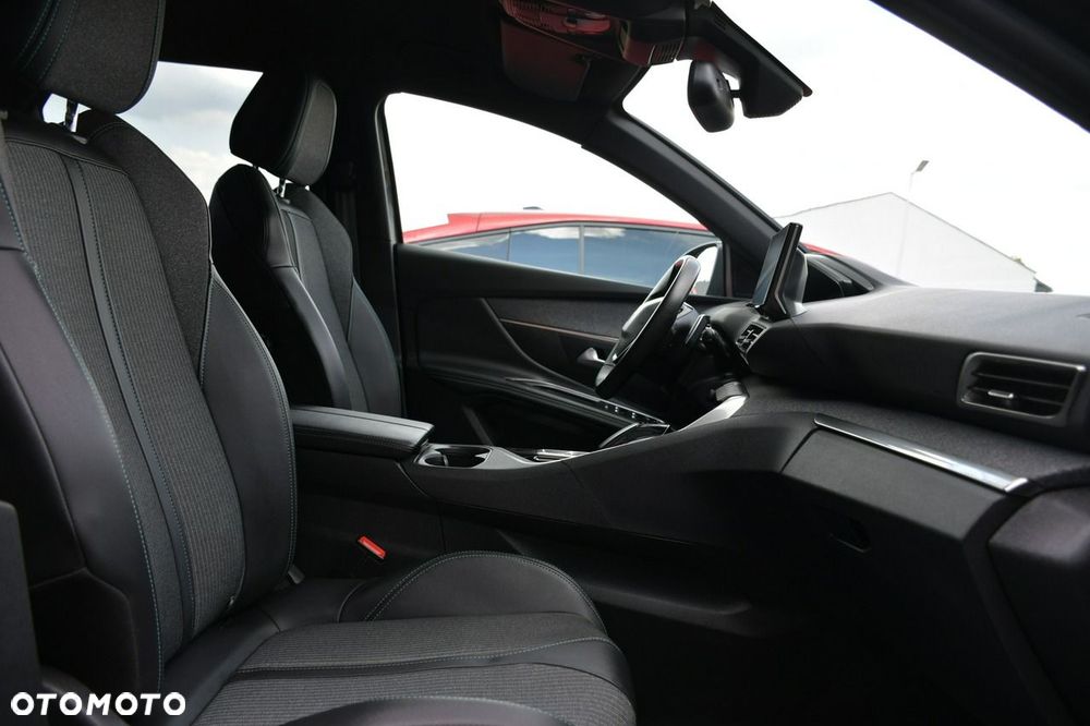 Peugeot 3008 225 e-EAT8 Allure Pack - 18