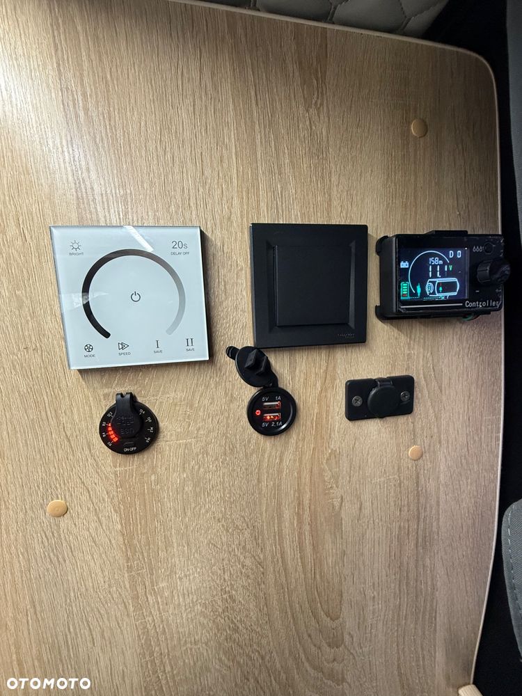 Renault TRAFIC CAMPER VAN - 7