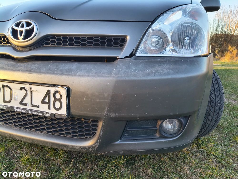 Toyota Corolla Verso 2.0 D-4D Sol 7os - 26