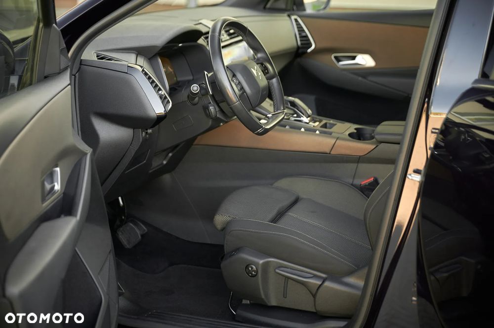 DS Automobiles DS 7 Crossback - 21