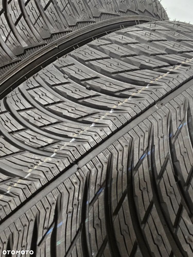 Michelin Pilot Alpin 5 235/50R19 103 H - 3