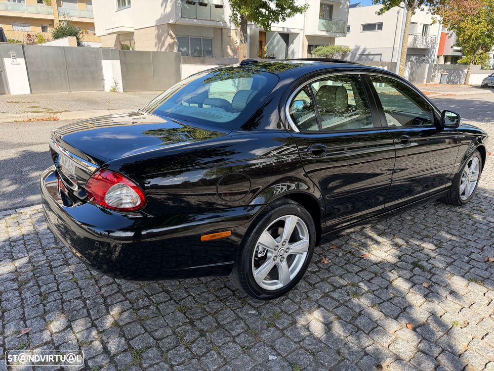 Jaguar X-Type 2.2 D Exclusive Aut. - 2