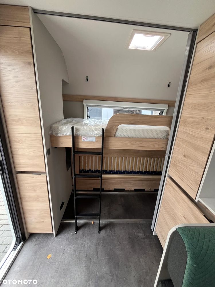 Dethleffs Camper 560 FMK - 30