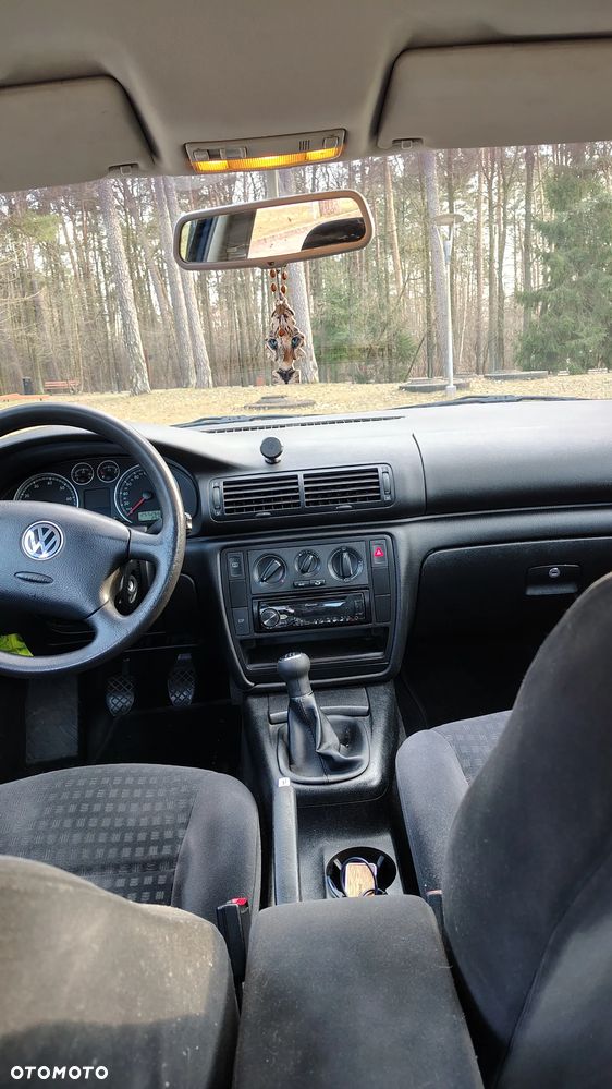 Volkswagen Passat 2.0 Comfortline - 3