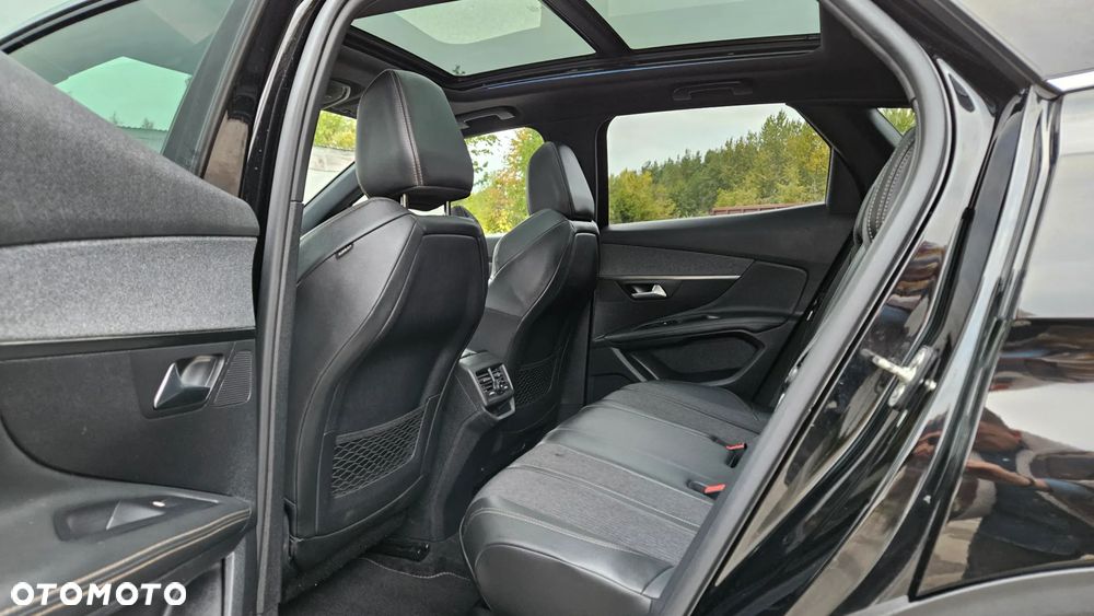 Peugeot 3008 1.6 PureTech GT Pack S&S EAT8 - 29
