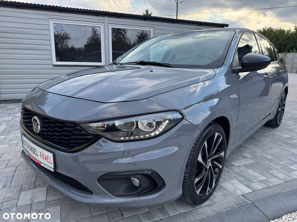 Fiat Tipo 1.4 T-Jet S-Design - 1