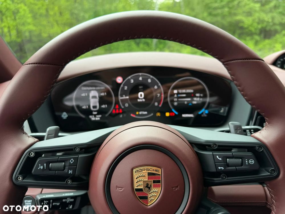 Porsche Panamera 4 - 31