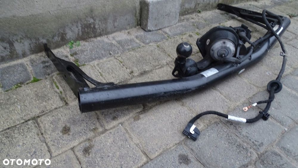 SKODA OCTAVIA IV 5E3 - hak holowniczy - 2