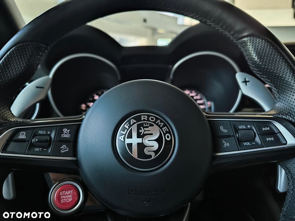 Alfa Romeo Stelvio 2.9 V6 Bi-Turbo Quadrifoglio Q4 - 23