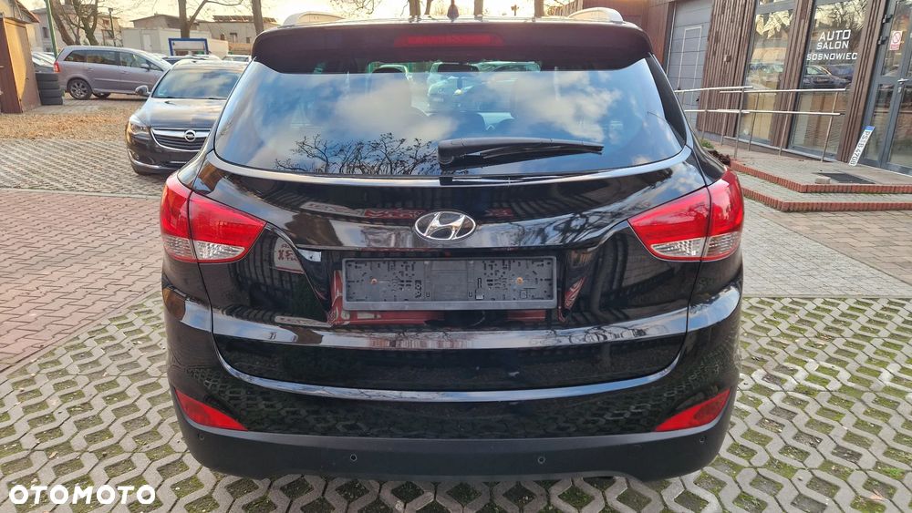 Hyundai ix35 1.6 2WD Fifa World Cup Edition - 18