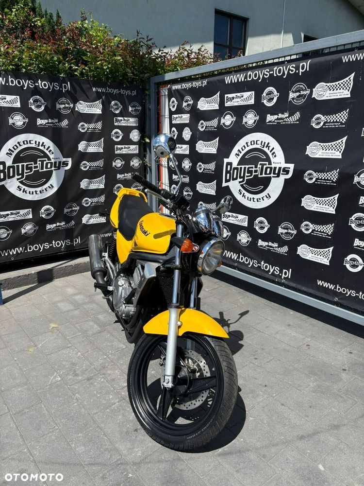 Kawasaki ER - 2