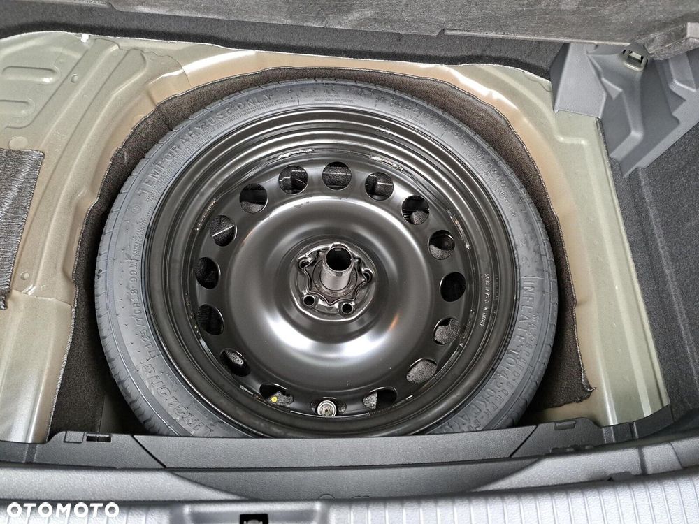 Volkswagen T-Cross - 19