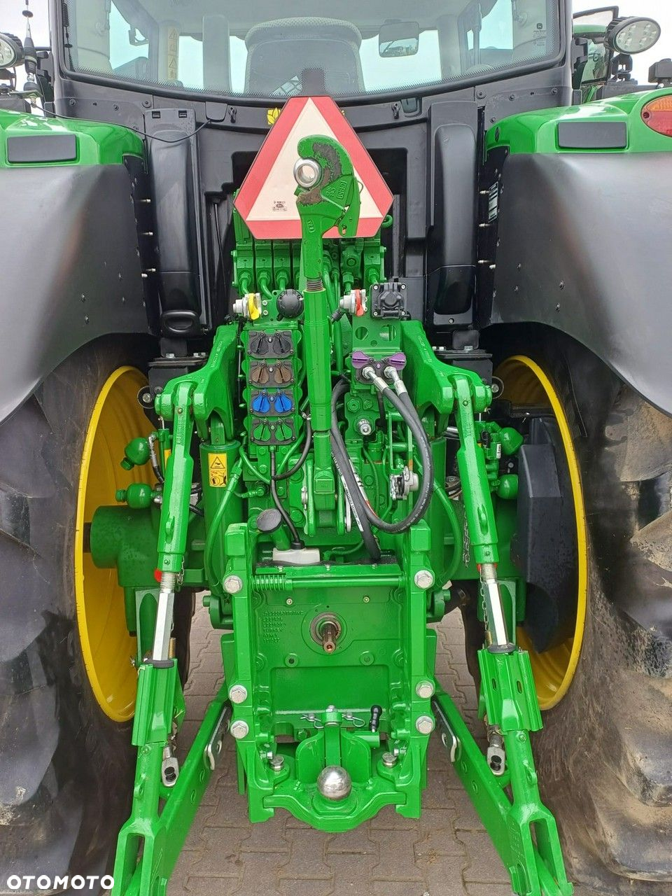 John Deere 6R250 - 11