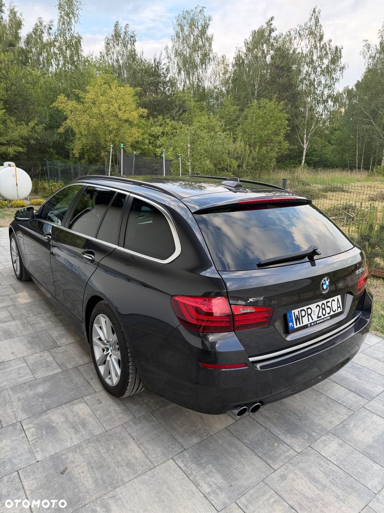 BMW Seria 5 530d xDrive - 22