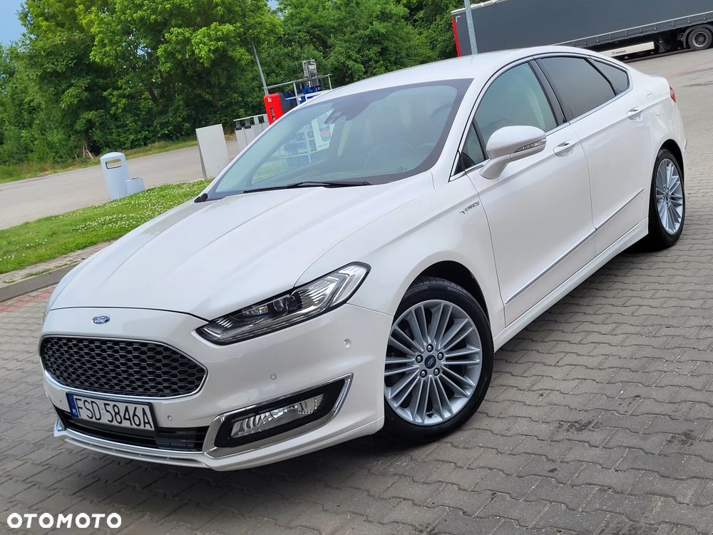 Ford Mondeo 2.0 Hybrid Vignale Plus - 2