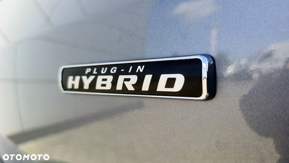 Ford Kuga 2.5P PHEV FWD ST-Line X eCVT - 28