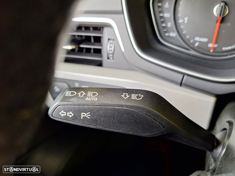 Audi A4 Avant 30 TDI S tronic - 18