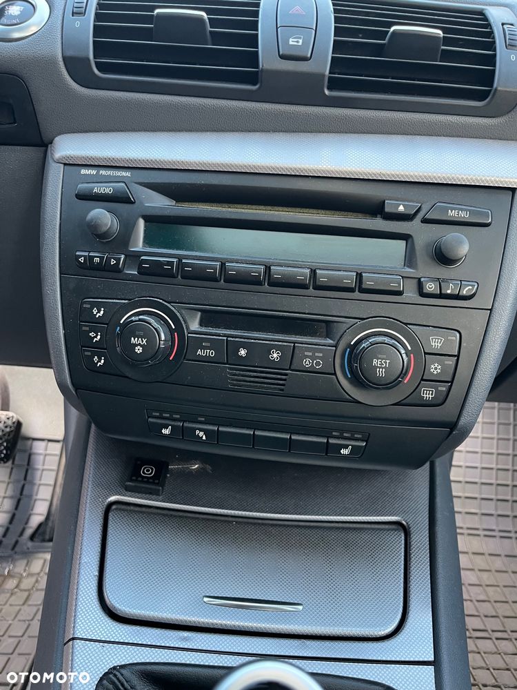 BMW Seria 1 - 15