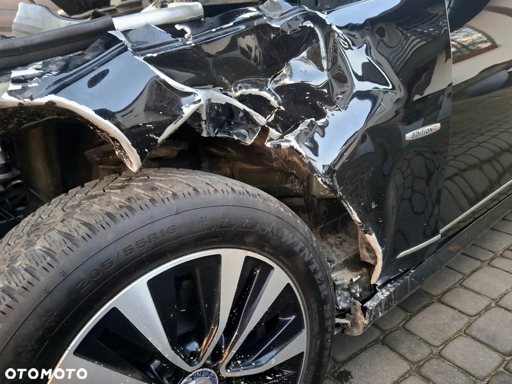 Mercedes-Benz Klasa C 220 CDI 4Matic 7G-TRONIC Avantgarde Edition - 26