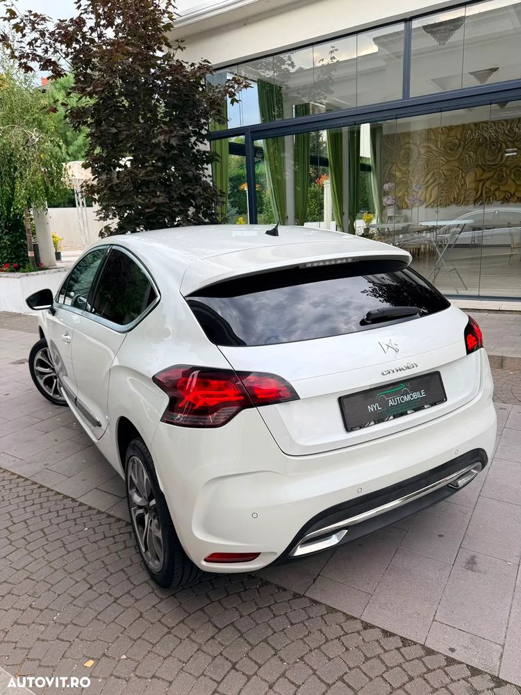 Citroën DS4 BlueHDi 120 S&S Chic - 11