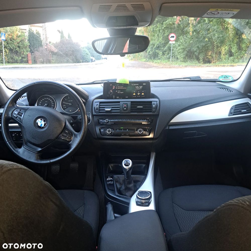 BMW Seria 1 116i Sport Line - 11