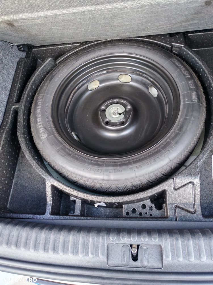 Volkswagen Tiguan 2.0 TDI DPF BlueMotion Technology Sport & Style - 28