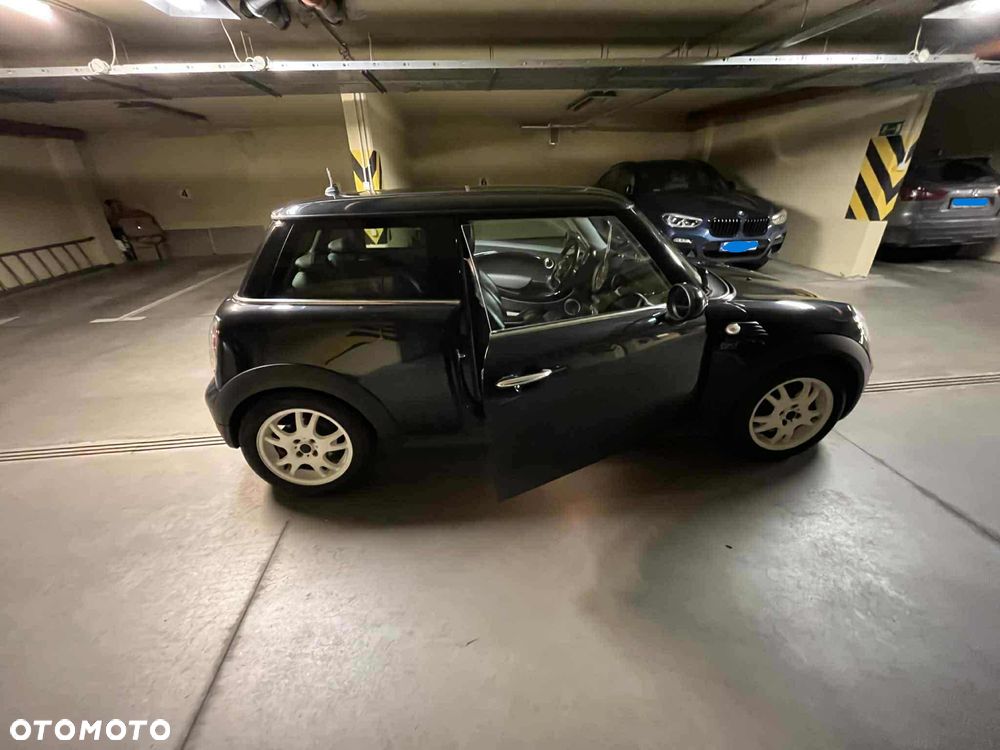 MINI Cooper Standard - 6