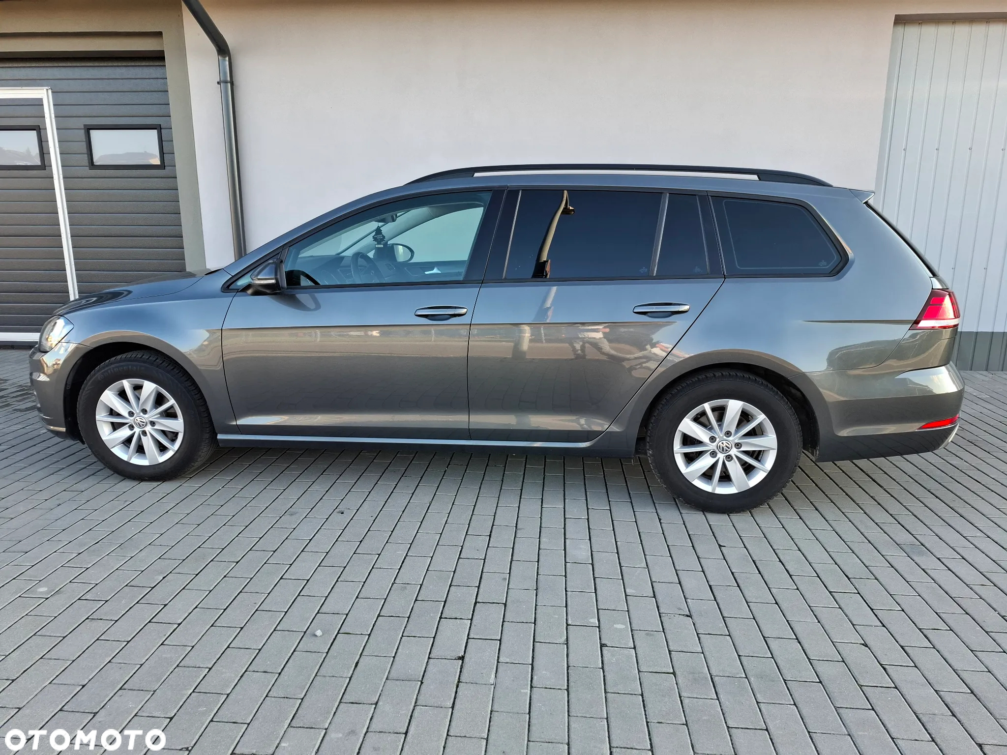 Volkswagen Golf Variant 1.4 TSI BlueMotion Technology DSG Comfortline - 9