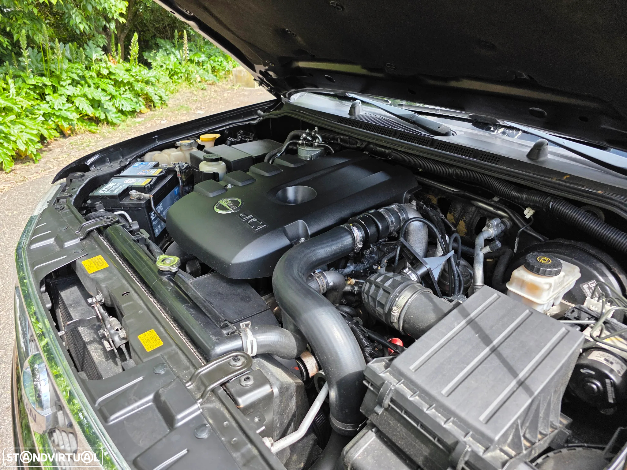 Nissan Navara 2.5 dCi CD LE Premium AT - 27