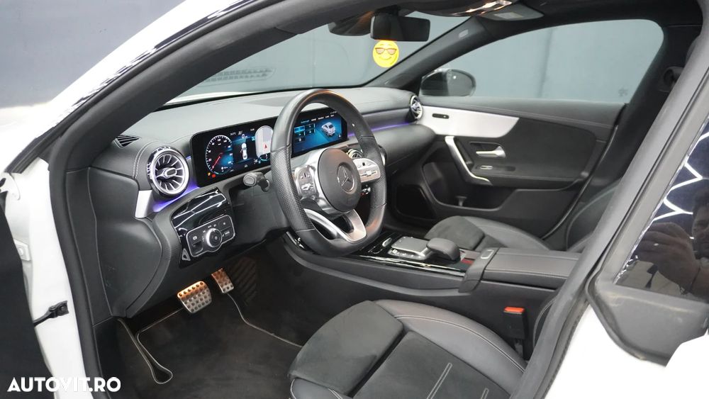 Mercedes-Benz CLA 200 7G-DCT AMG Line - 13