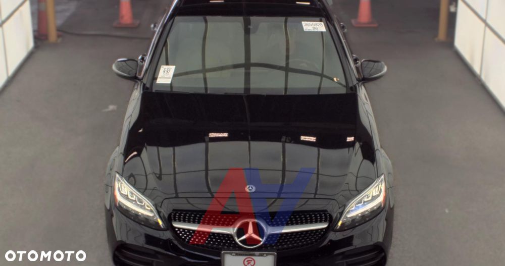 Mercedes-Benz Klasa C 300 4MATIC 9G-TRONIC - 3