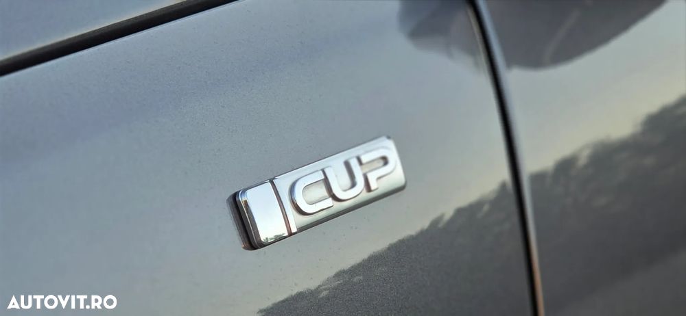 Volkswagen Tiguan 2.0 TDI DPF BlueMotion Technology Cup Sport & Style - 15