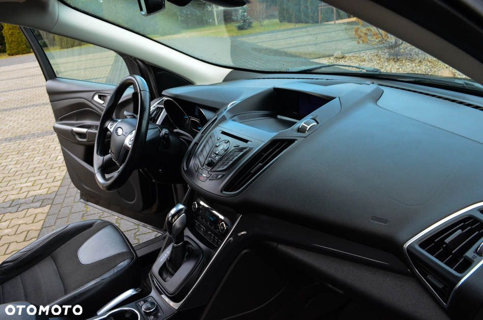 Ford Kuga 2.0 TDCi 4WD Titanium - 37