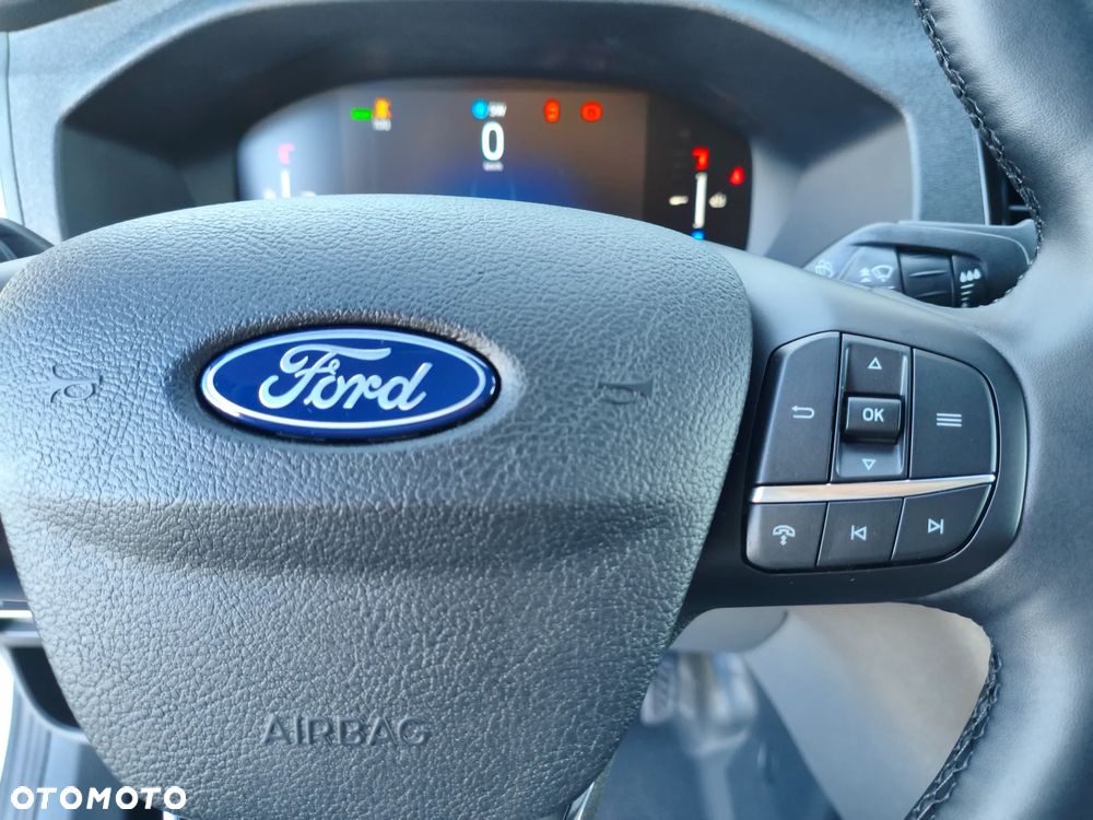 Ford E-Transit - 11