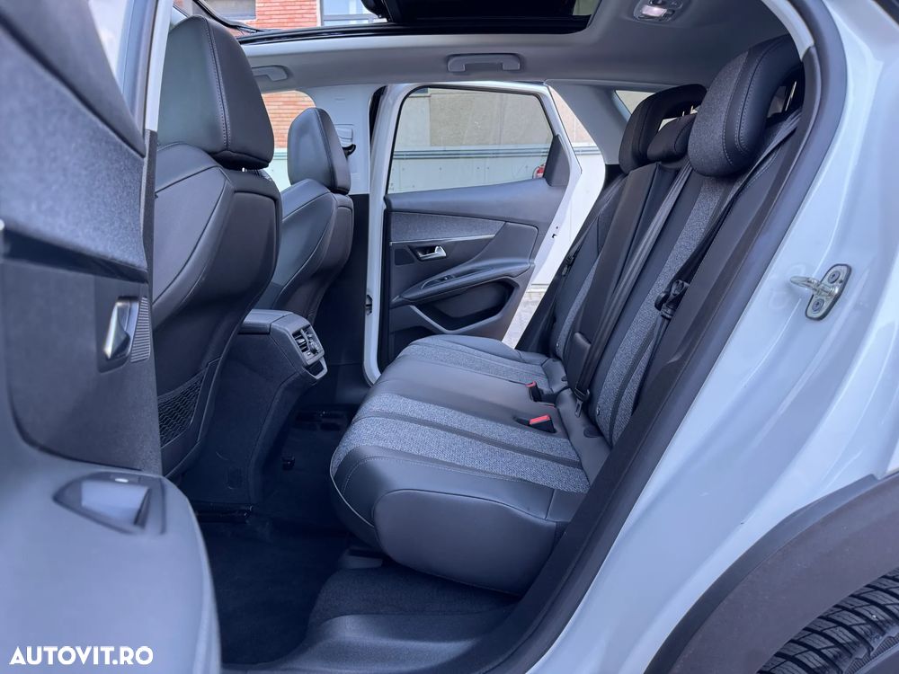 Peugeot 3008 1.2 PureTech 130 EAT8 Allure Pack - 20
