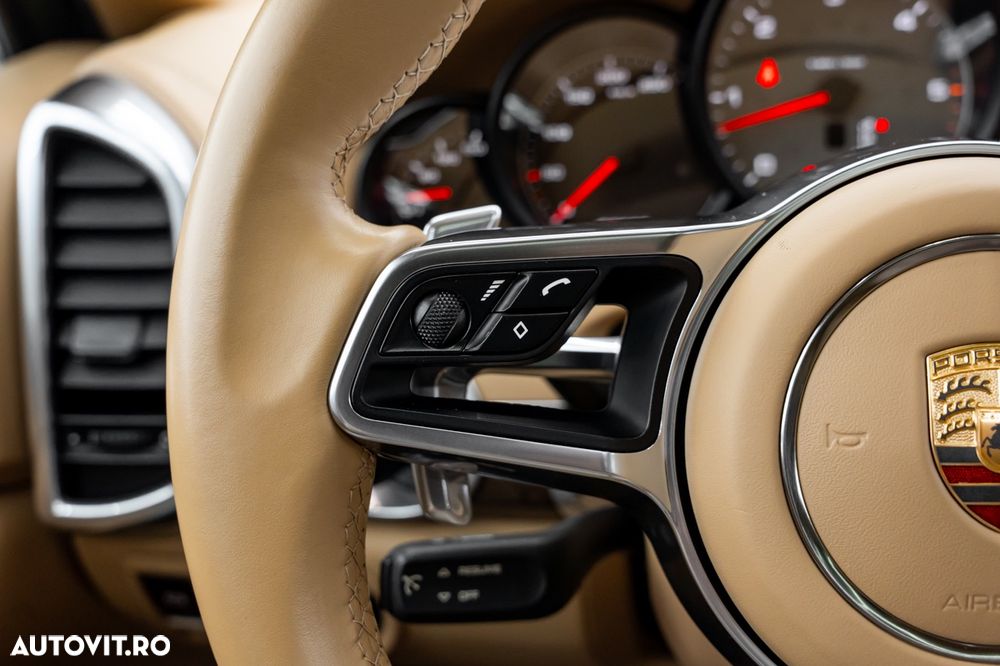 Porsche Cayenne S Tiptronic S - 31