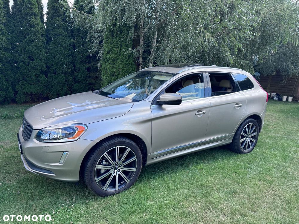 Volvo XC 60 - 1