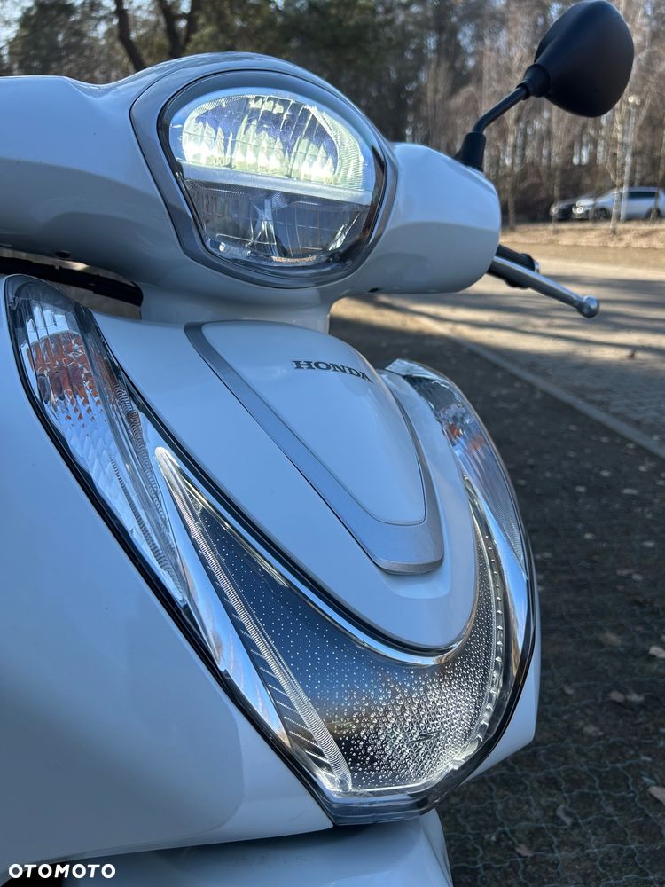 Honda SH - 11
