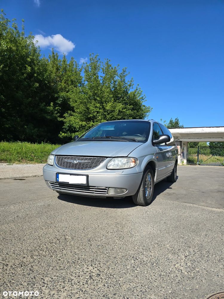 Chrysler Grand Voyager 3.3L Limited - 1