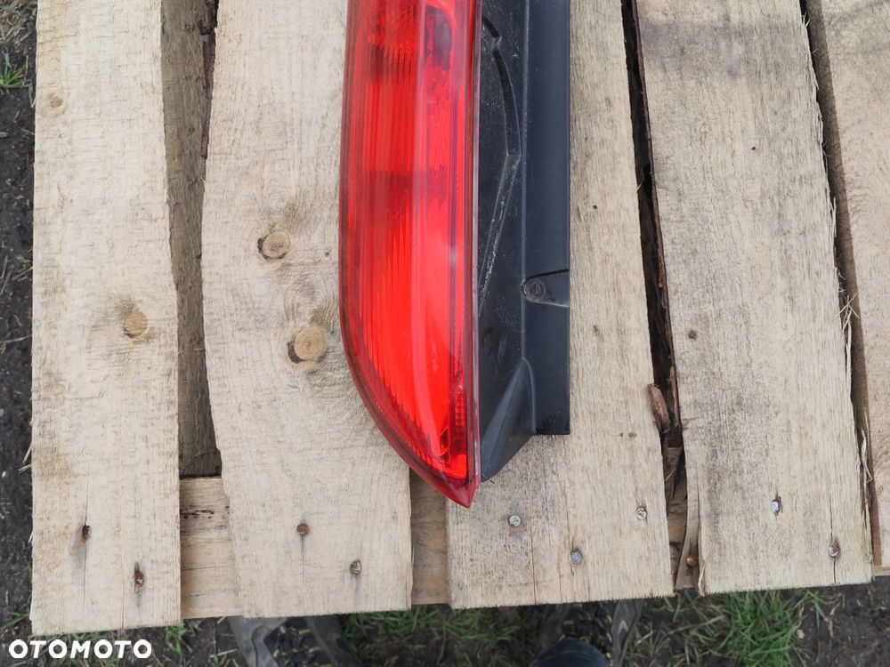 Lampa tył tylna lewa Ford Focus Mk.2 HB 4M51-13405-A - 2