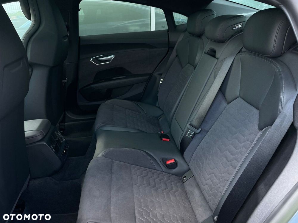 Audi e-tron GT - 13