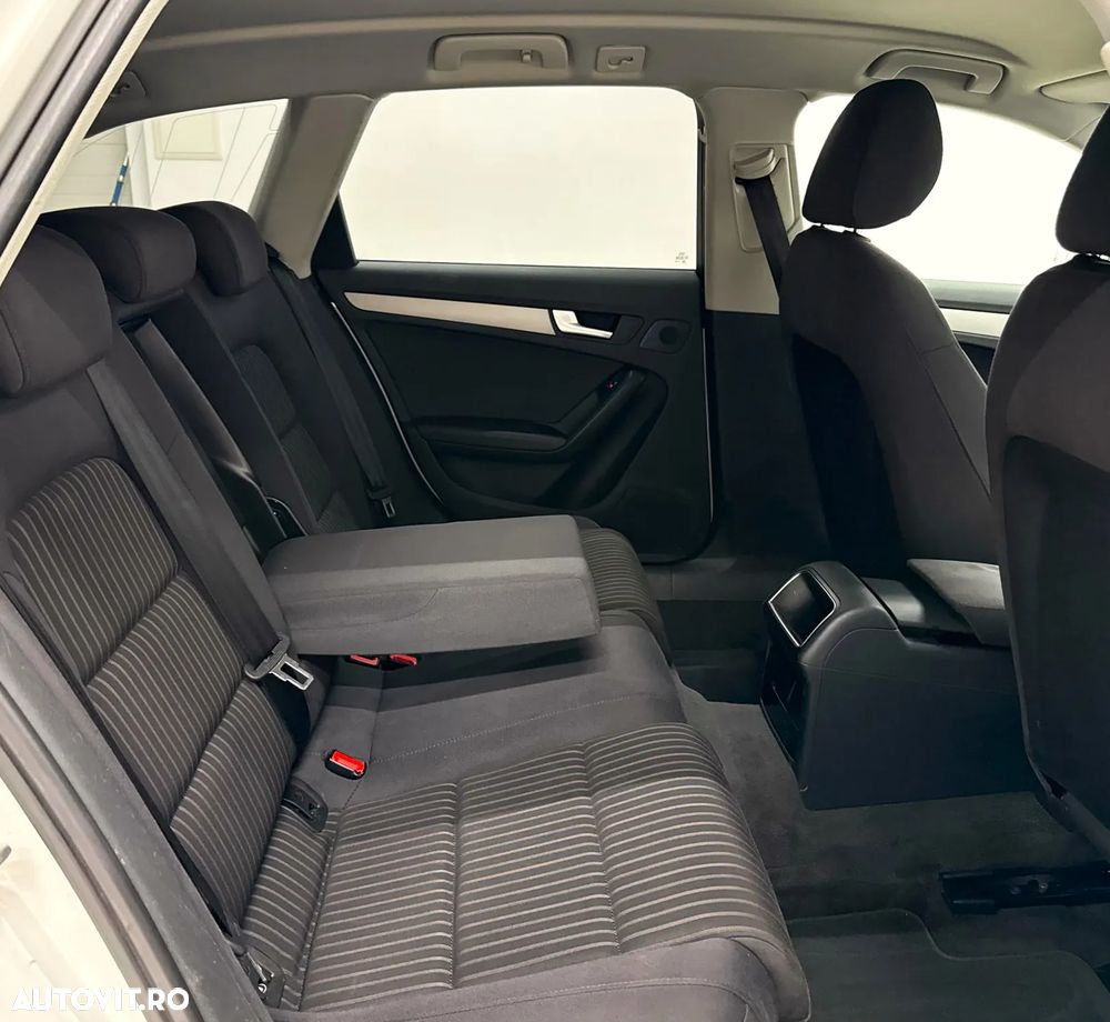 Audi A4 Avant 2.0 TDI DPF quattro Ambiente - 21