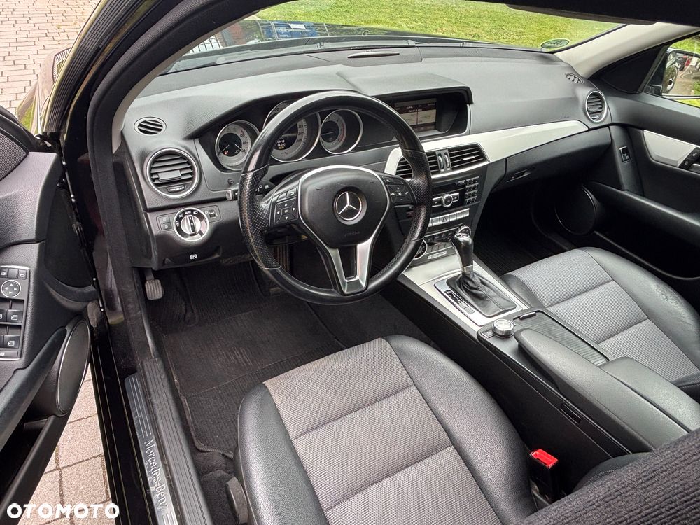 Mercedes-Benz Klasa C 220 CDI 7G-TRONIC Avantgarde Edition - 8